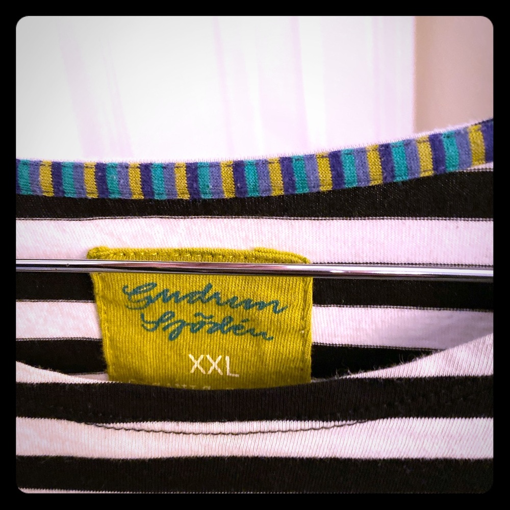 Gudrun Sjoden XXL Organic black white stripe top